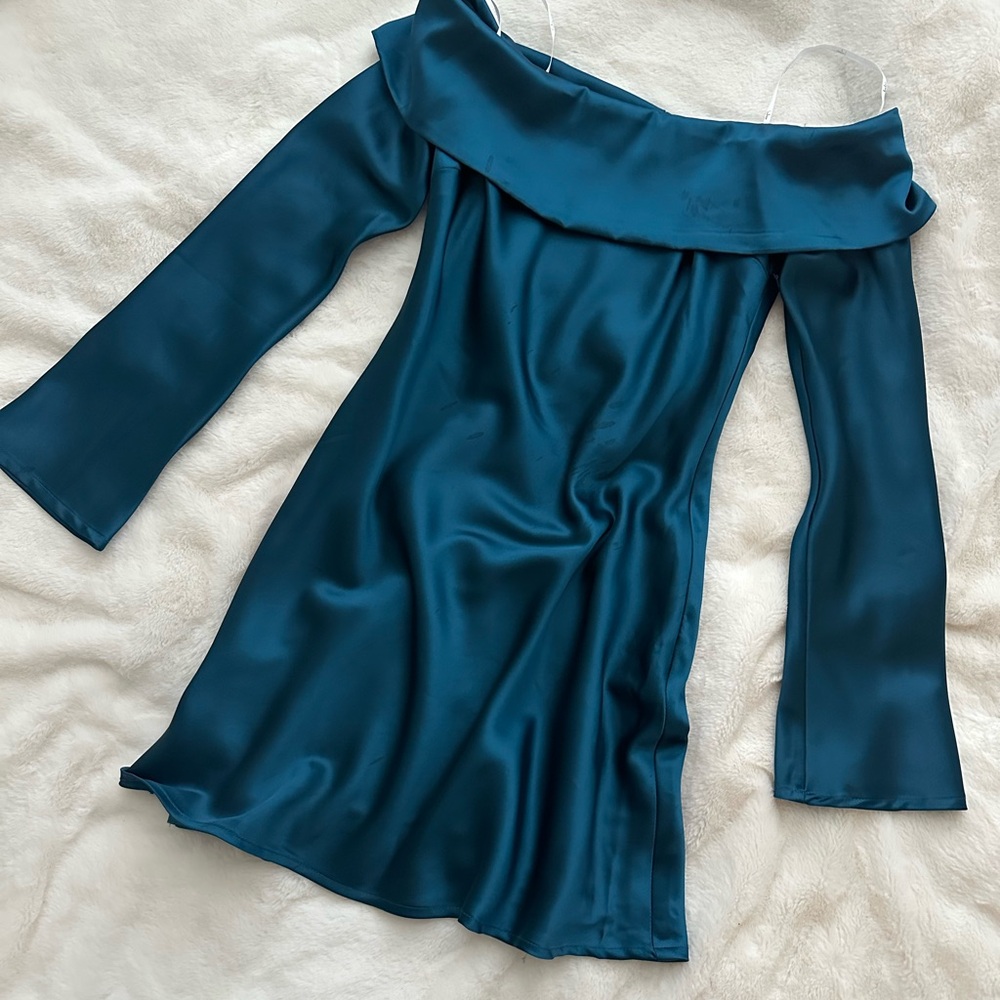 Lulu's Teal Satin Dress